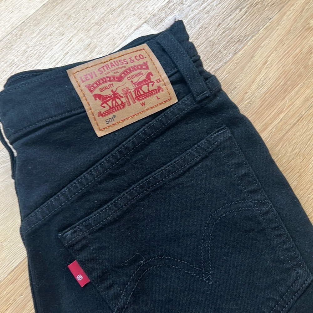 Levi’s 501 Black Shorts. Raw Hem. Size 25.